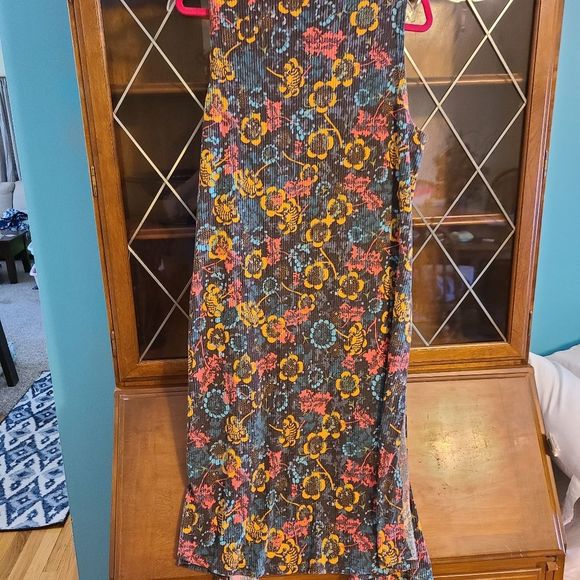 Lularoe - Joy vest - size Large - pretty floral lace - NWOT - Picture 2 of 5